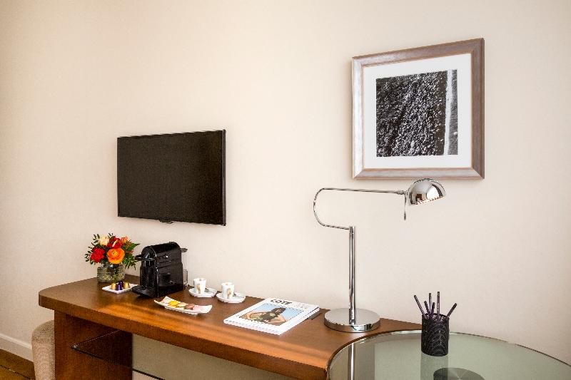 ジュニアスイート, Masini