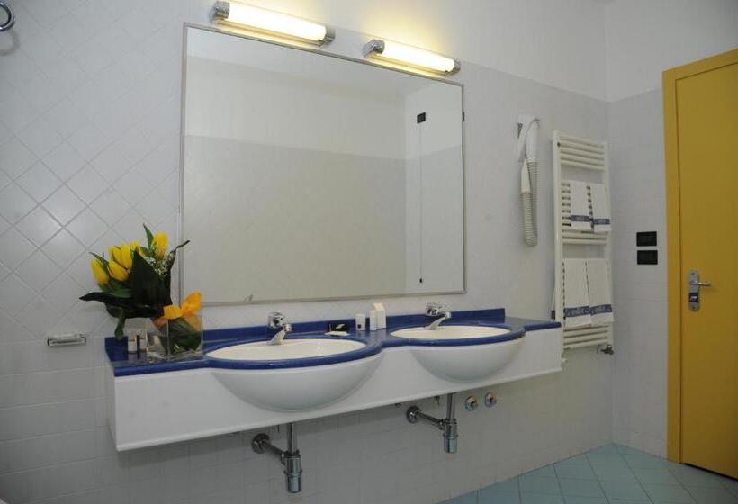 ジュニアスイート, Masini