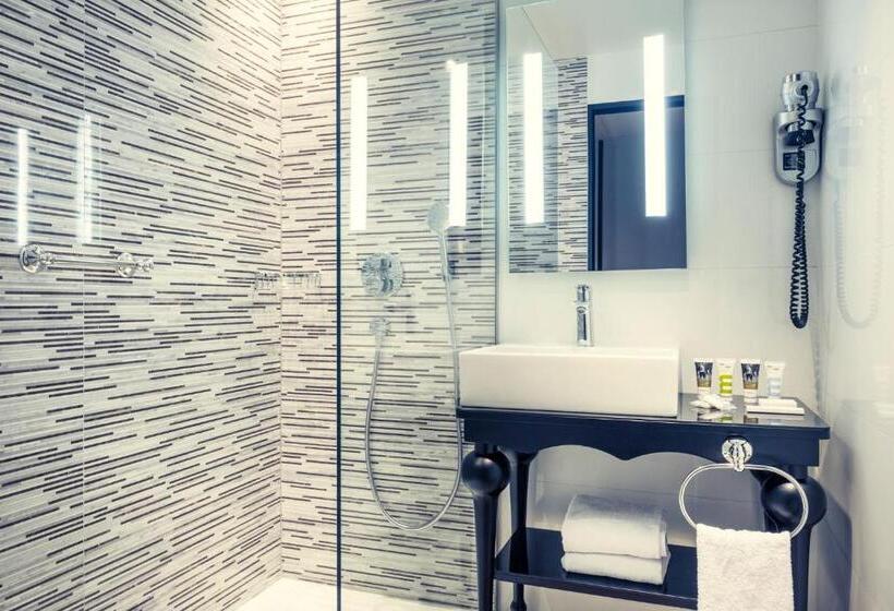اتاق استاندارد, Mercure Paris Arc De Triomphe Wagram