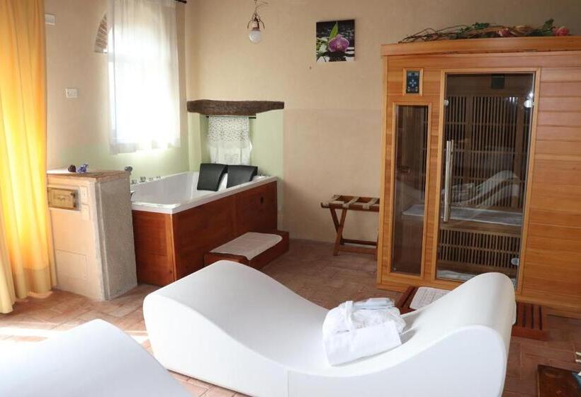 标准间带漩涡浴缸, Relais Palazzo Di Luglio