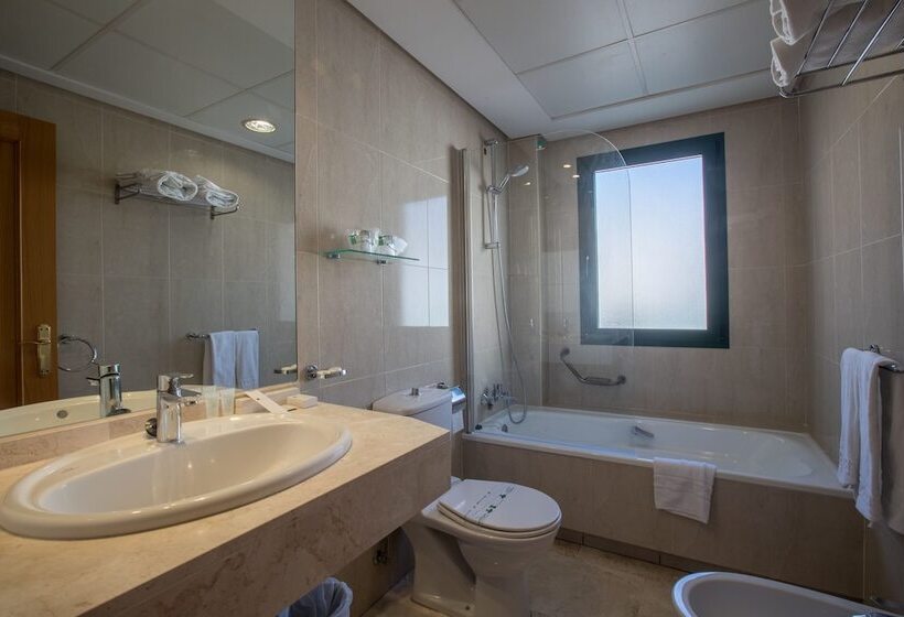 스탠다드 트리플 룸, Torremar Mares