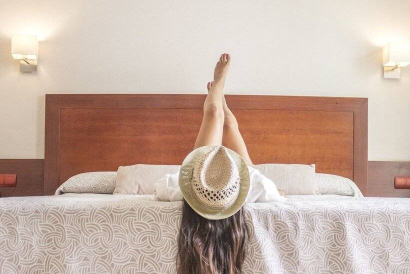 패밀리 룸, Torremar Mares