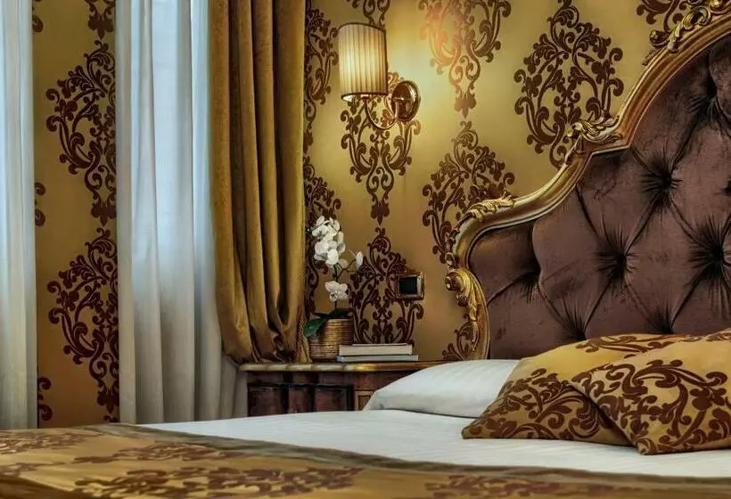 اتاق سوپریور, Tre Archi