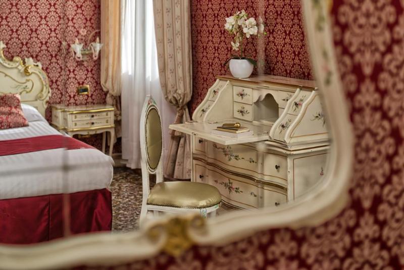 Standard Room, Tre Archi