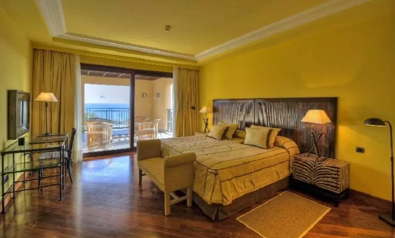 سوییت, Lopesan Costa Meloneras Resort & Spa