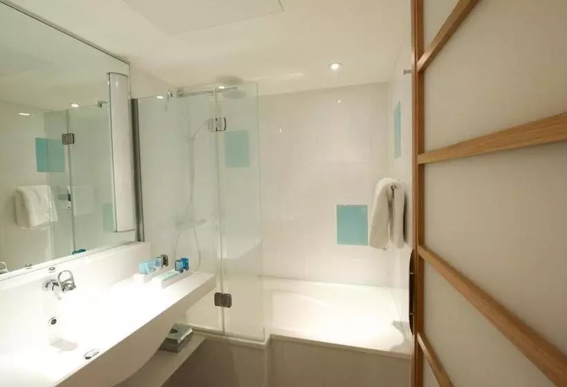 اتاق سوپریور, Novotel Manchester Centre