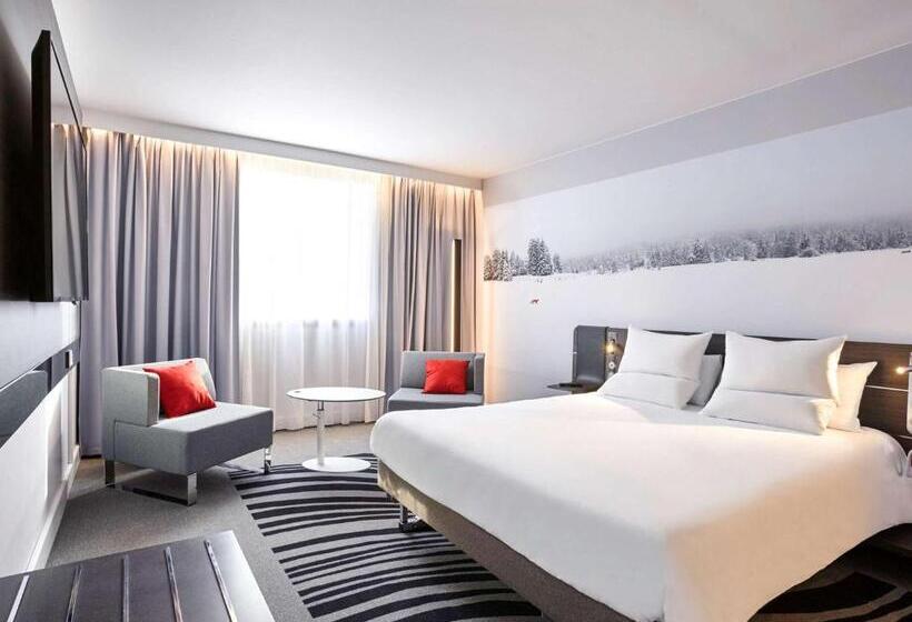 Номер Superior, Novotel Manchester Centre