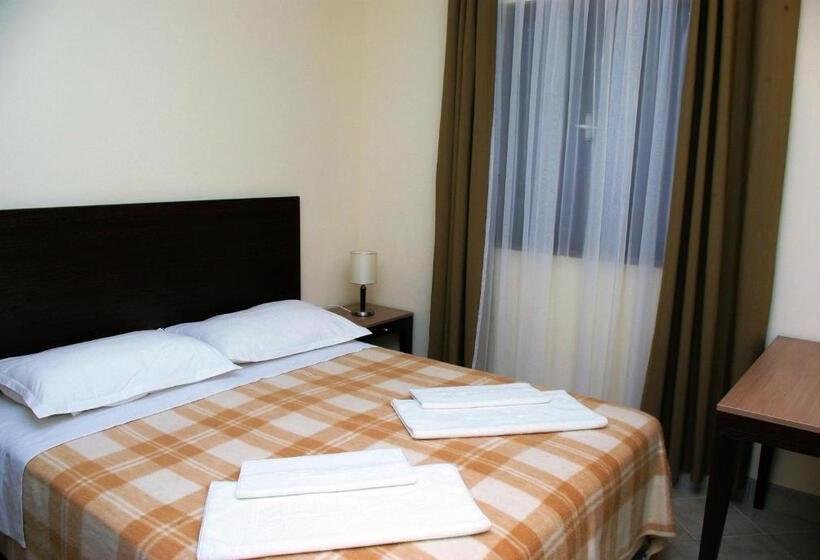Апартаменты 1 Спальня, Priscapac Resort & Apartments