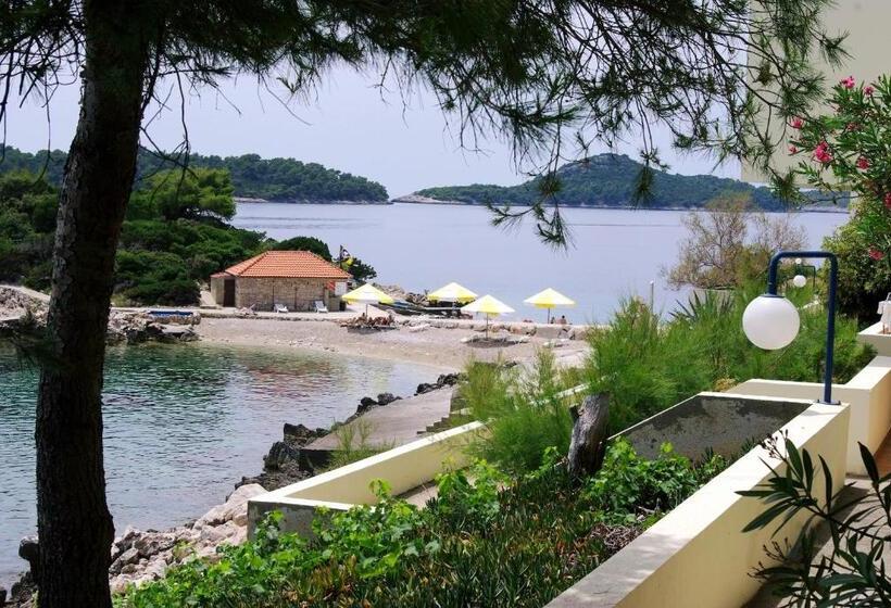 جناح, Priscapac Resort & Apartments