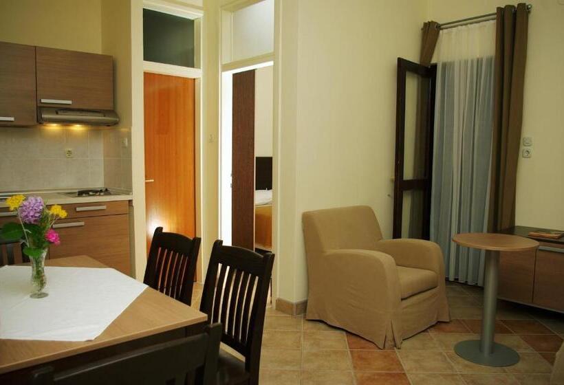 Апартаменты 1 Спальня, Priscapac Resort & Apartments