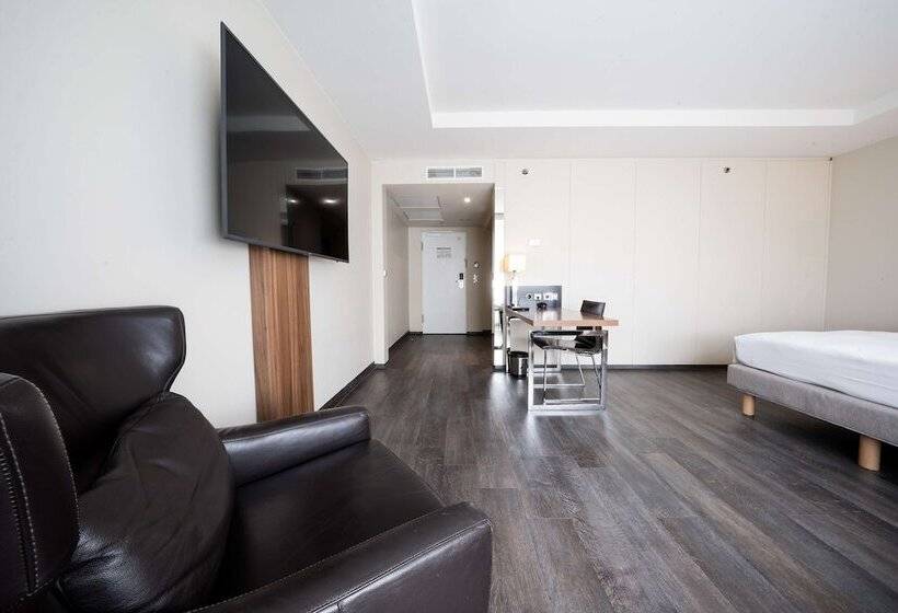 חדר פרמיום, Radisson Blu Conference Hotel, Düsseldorf