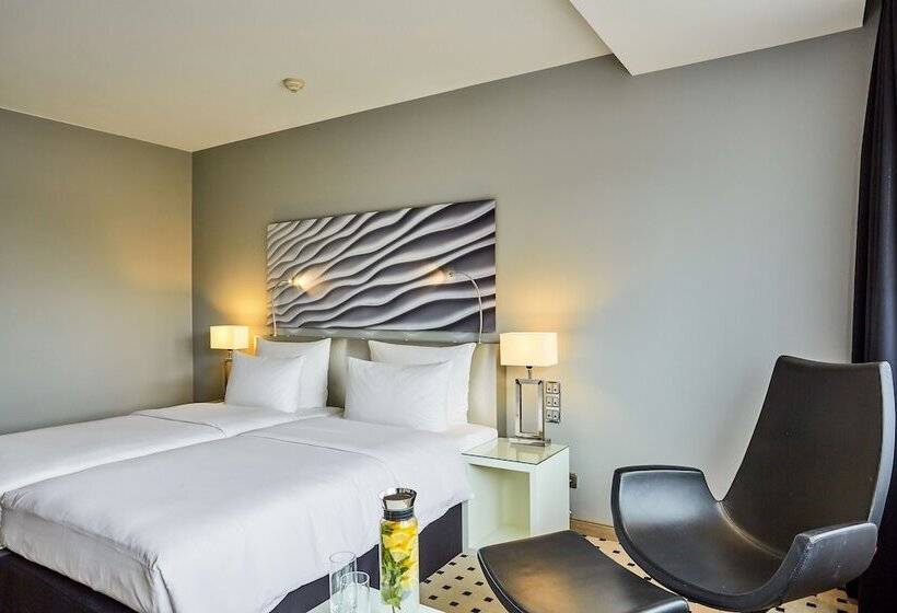 חדר פרמיום, Radisson Blu Conference Hotel, Düsseldorf