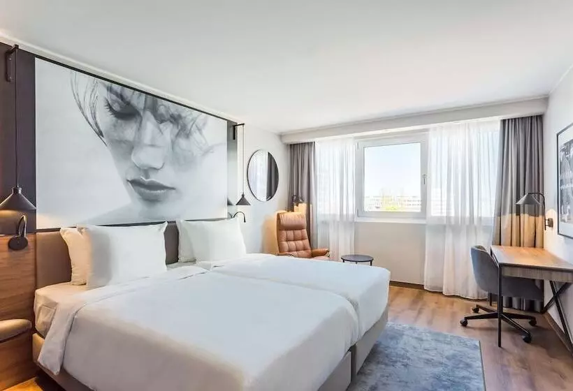 スーペリアールーム, Radisson Blu Conference Hotel, Düsseldorf