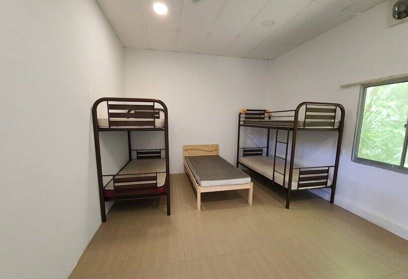 Кровать в Общей Комнате, Spot On 90025 Sr Valley