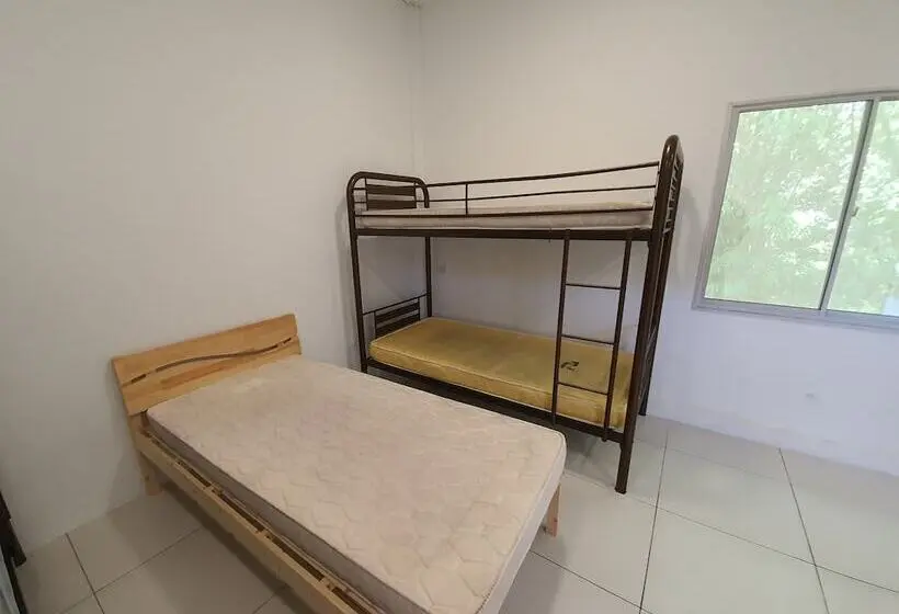 تختخواب در اتاق مشترک, Spot On 90025 Sr Valley