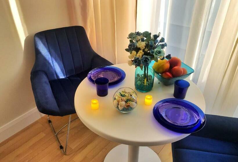 استودیوی استاندارد با چشم‌انداز دریا, Batumi City Apartments