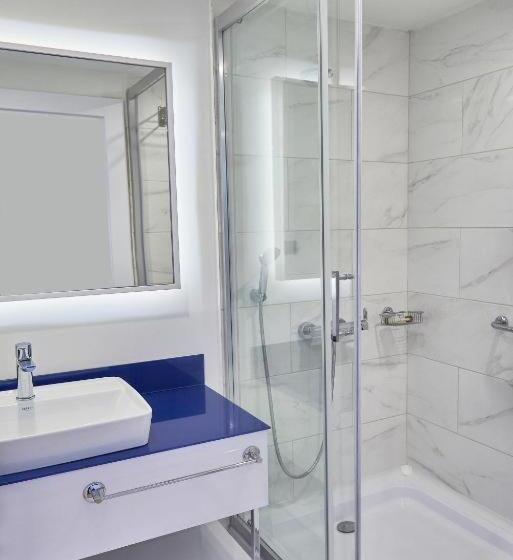 استودیوی استاندارد با چشم‌انداز دریا, Batumi City Apartments
