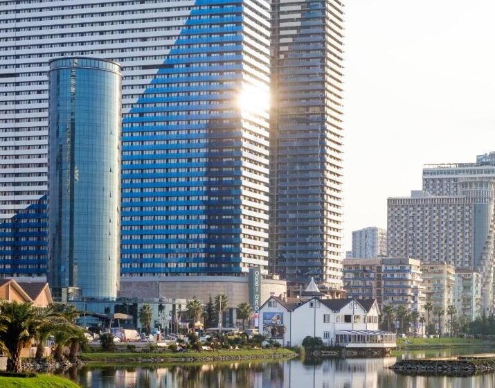 استودیوی استاندارد با چشم‌انداز دریا, Batumi City Apartments