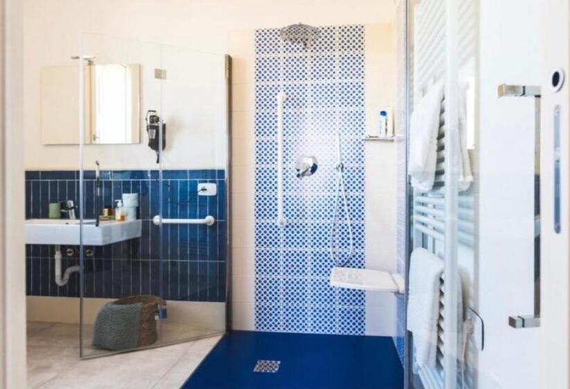 Номер Стандарт Кровать Кинг Адаптированный для Инвалидов, Mare E Marmellata