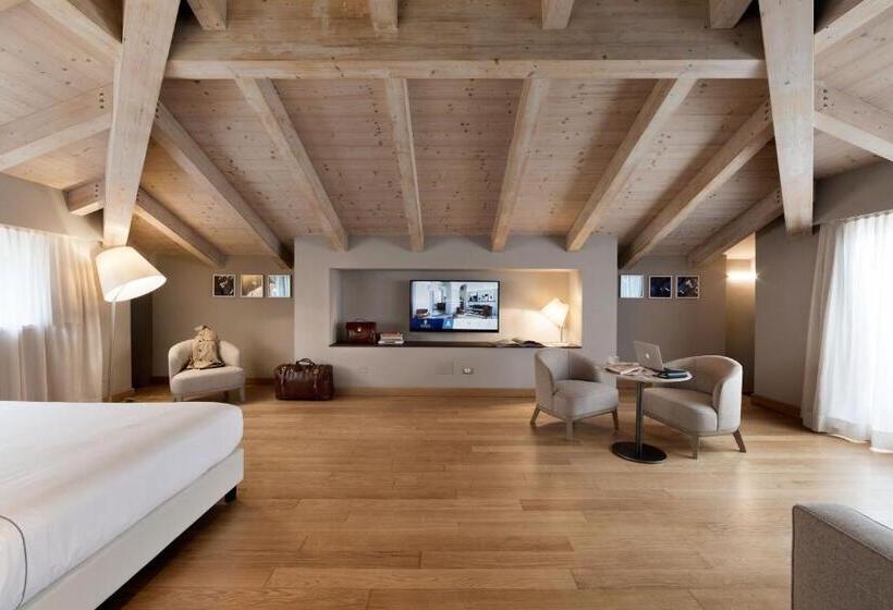 جناح جونيور عائلى, Grand Hotel San Gemini I Una Esperienze