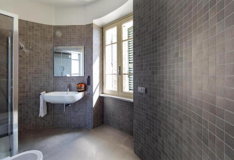 جناح جونيور, Grand Hotel San Gemini I Una Esperienze