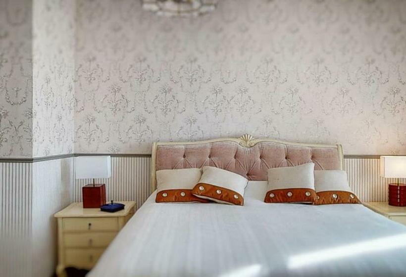 スタンダードルーム, Chateau De Tresse