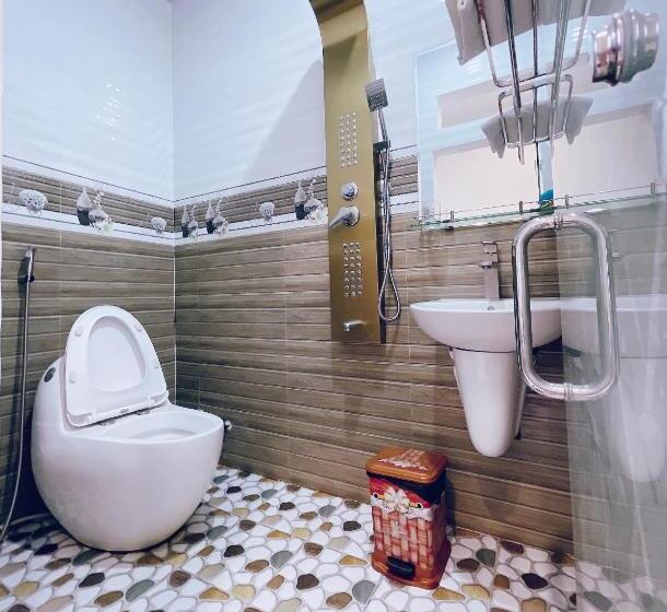 اتاق لوکس, Diễm My