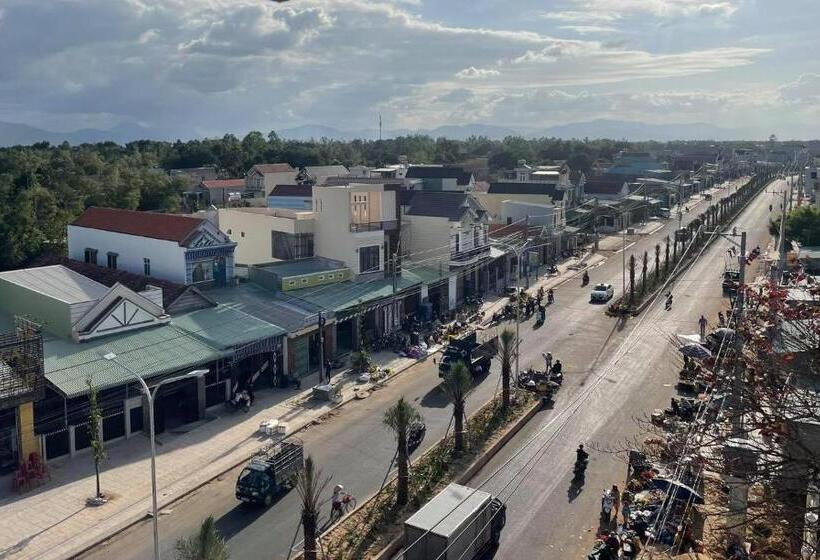 اتاق خانوادگی, Diễm My