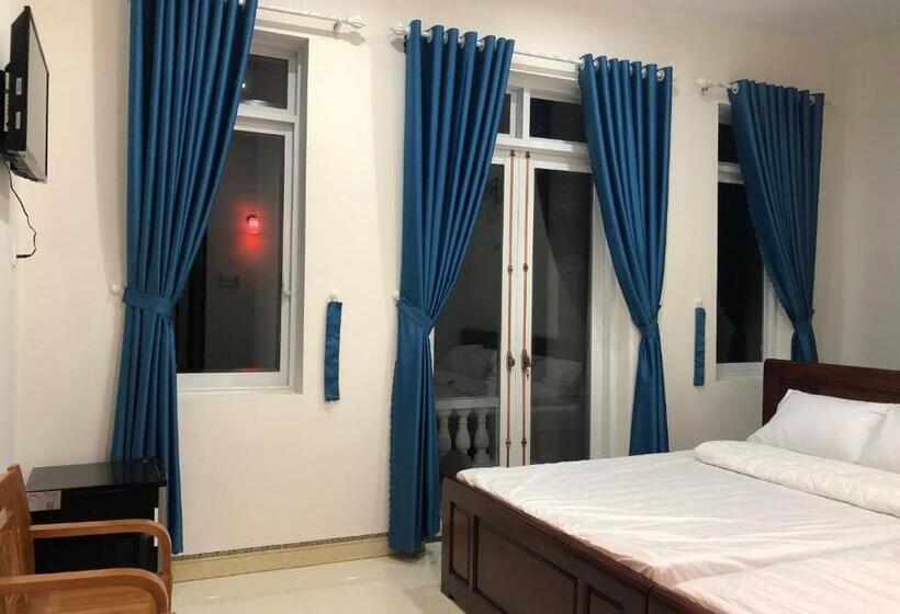 اتاق لوکس با بالکن, Diễm My