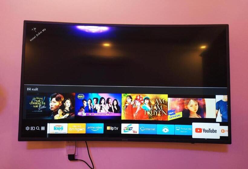 اتاق لوکس با بالکن, Diễm My