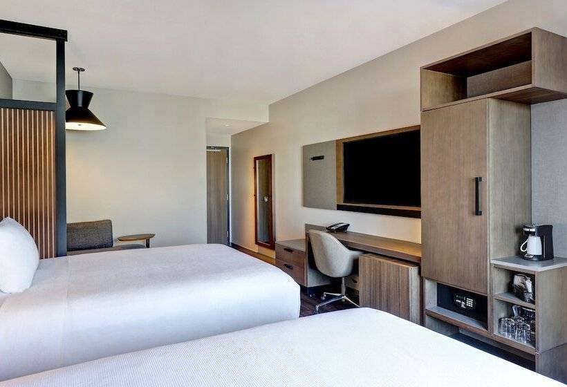 اتاق استاندارد با تخت دو نفره بزرگ, Hyatt Place Prince George