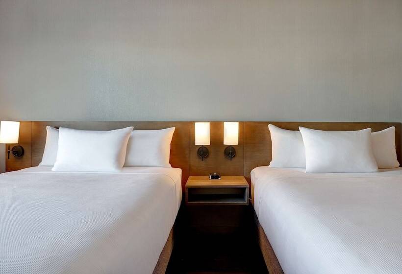 اتاق استاندارد با تخت دو نفره بزرگ, Hyatt Place Prince George