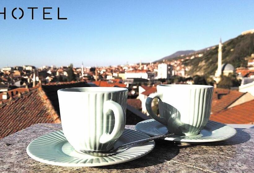 اتاق استاندارد با بالکن, L Hotelpz