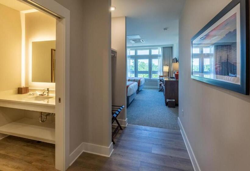 غرفة قياسية, Lakeside Lodge Clemson