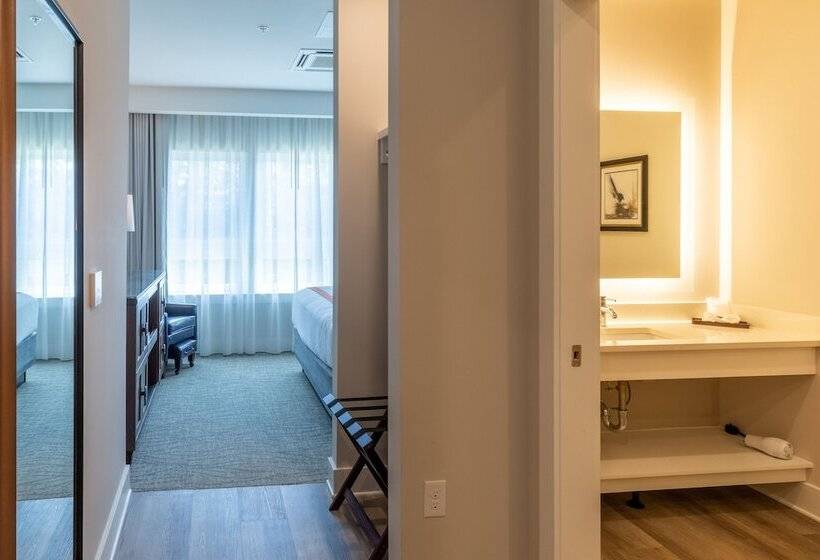 غرفة قياسية, Lakeside Lodge Clemson