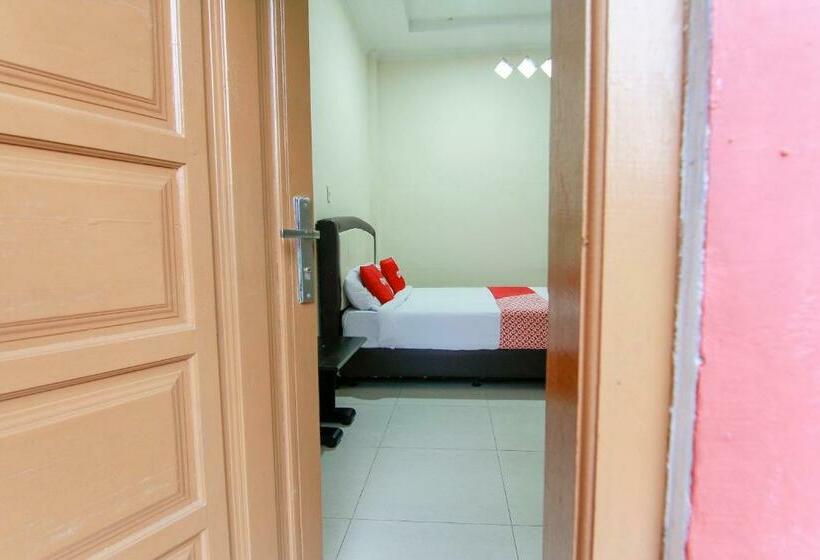 Номер Deluxe, Oyo 3334 Ratu Residence