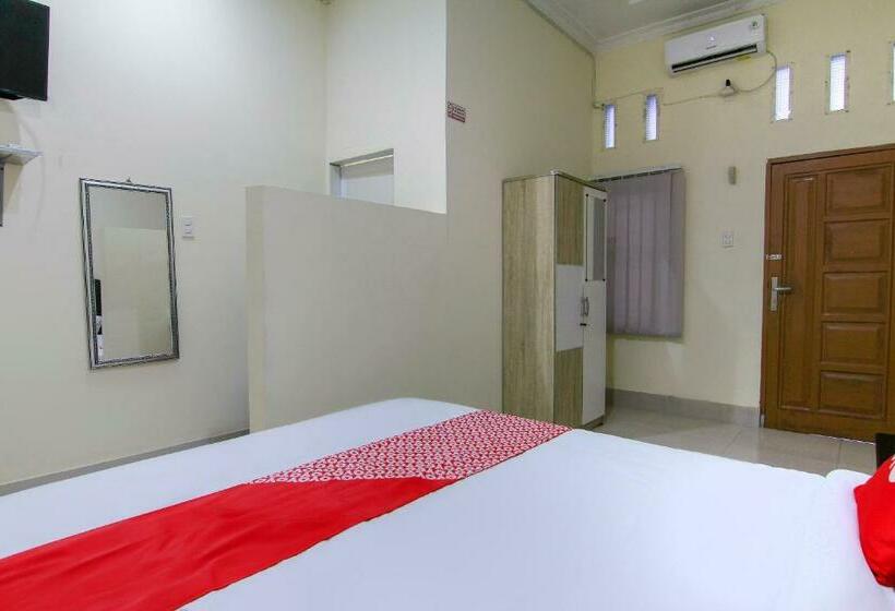 Номер Deluxe, Oyo 3334 Ratu Residence