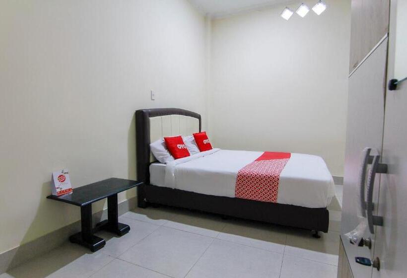 Номер Deluxe, Oyo 3334 Ratu Residence