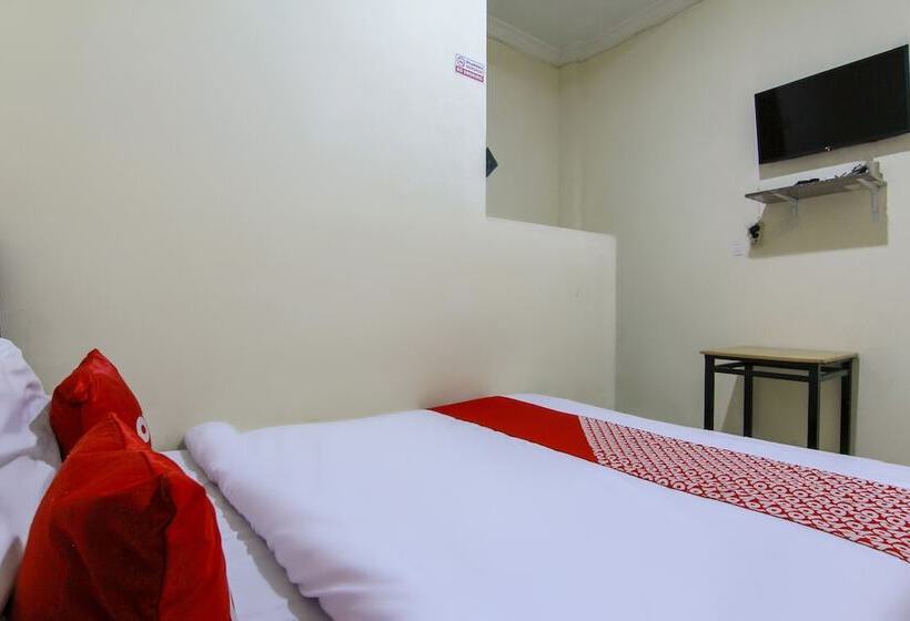 Номер Стандарт, Oyo 3334 Ratu Residence