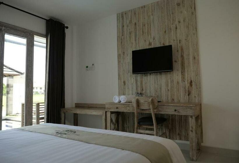 חדר דלוקס, Tirtha Khayangan