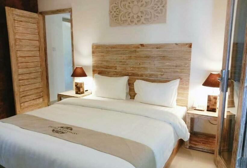 חדר דלוקס, Tirtha Khayangan