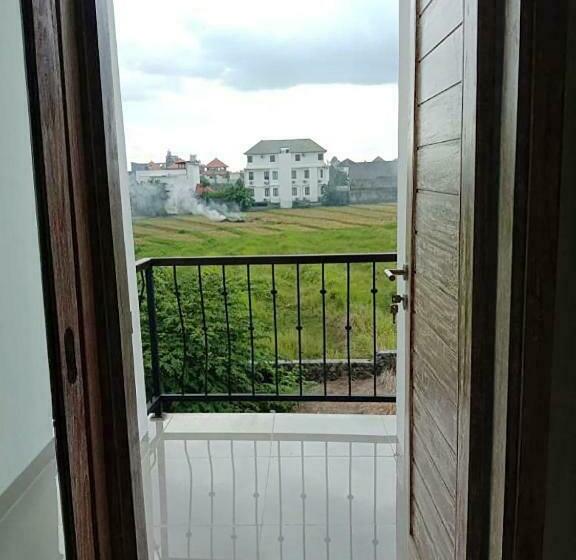 חדר סופריור עם מרפסת, Tirtha Khayangan