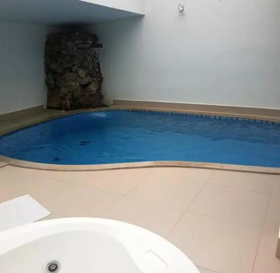 スイート, Motel Ilha De Capri