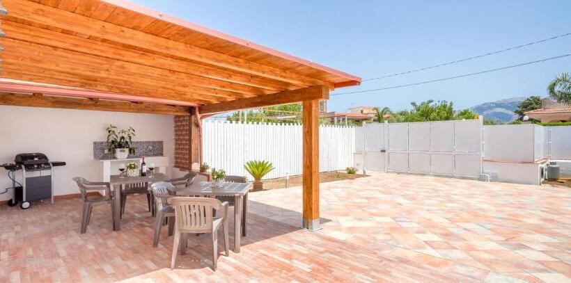 Номер Стандарт, Arricàmpati Rooms In Villa & Rent Car Airport