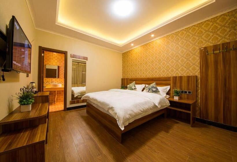 Номер Стандарт, Shangri_la Lamtin Youth Hostel