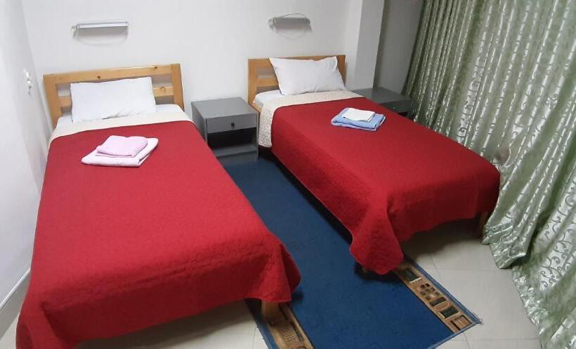 اتاق استاندارد, Crystal Lights