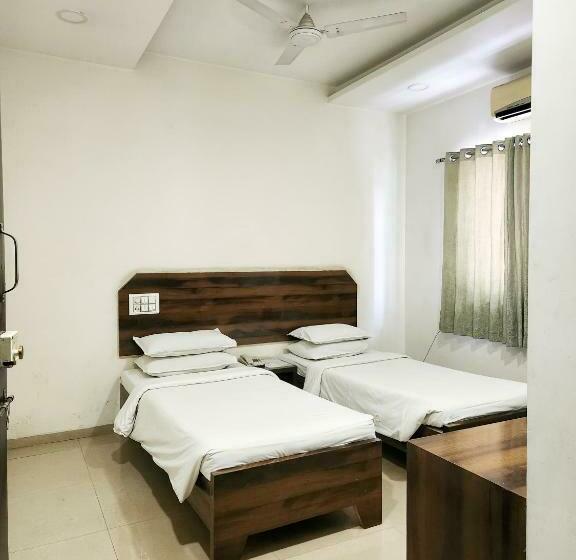 Quarto Estandar, Rajwada Aurangabad