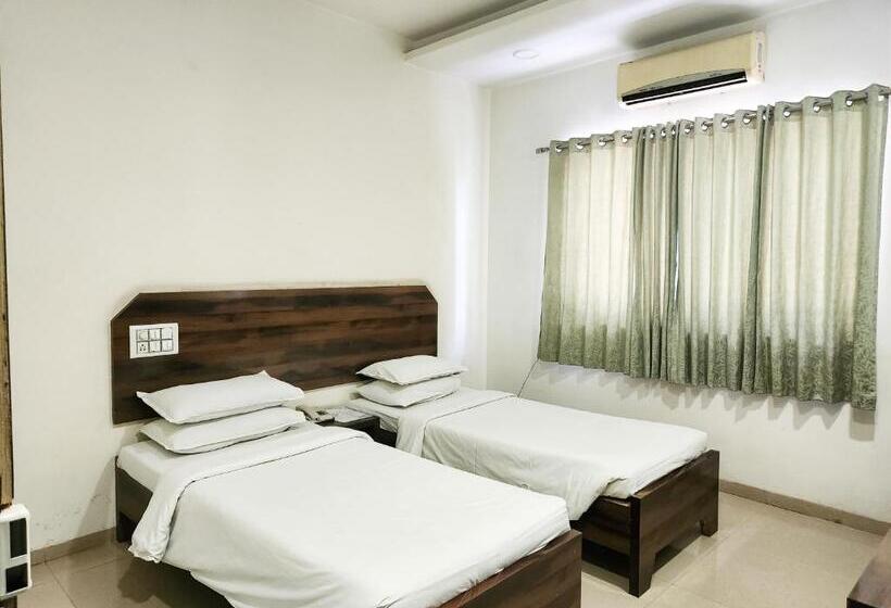 Quarto Estandar, Rajwada Aurangabad