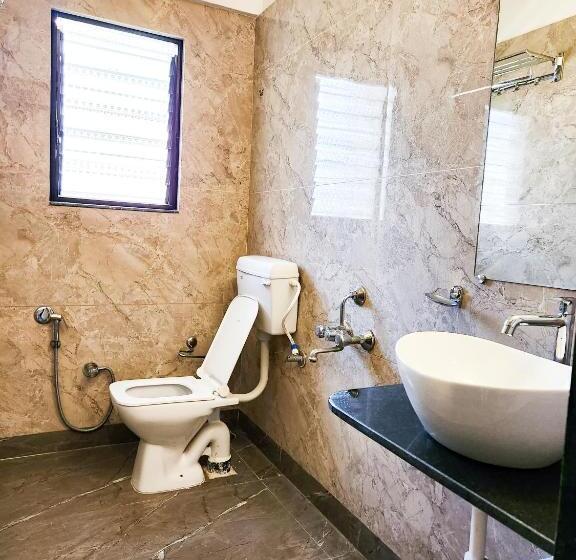 Quarto Deluxe, Rajwada Aurangabad