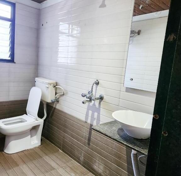 Quarto Deluxe, Rajwada Aurangabad